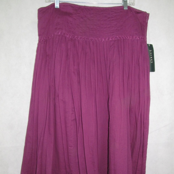 Ralph Lauren Dresses & Skirts - Ralph Lauren Skirt Size 12 Color Magenta Pleated